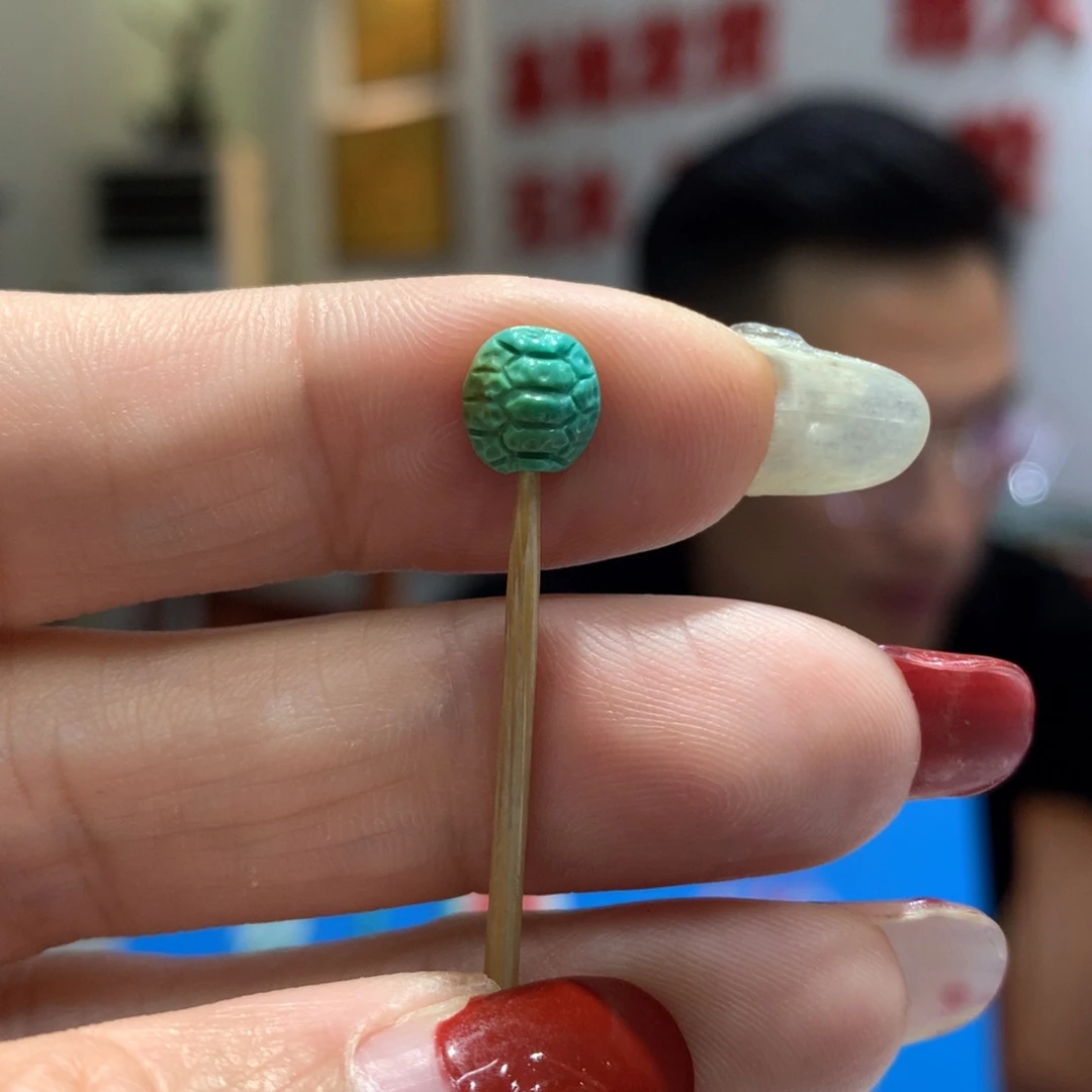 绿松石配饰未镶嵌