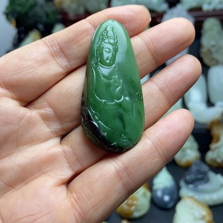有***聚和田玉未镶嵌颈饰