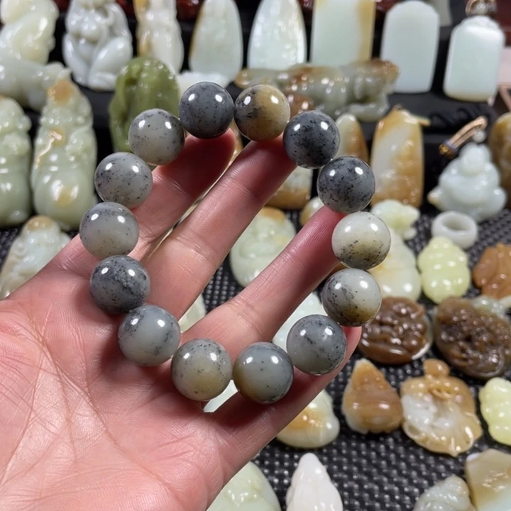 和田玉未镶嵌手链