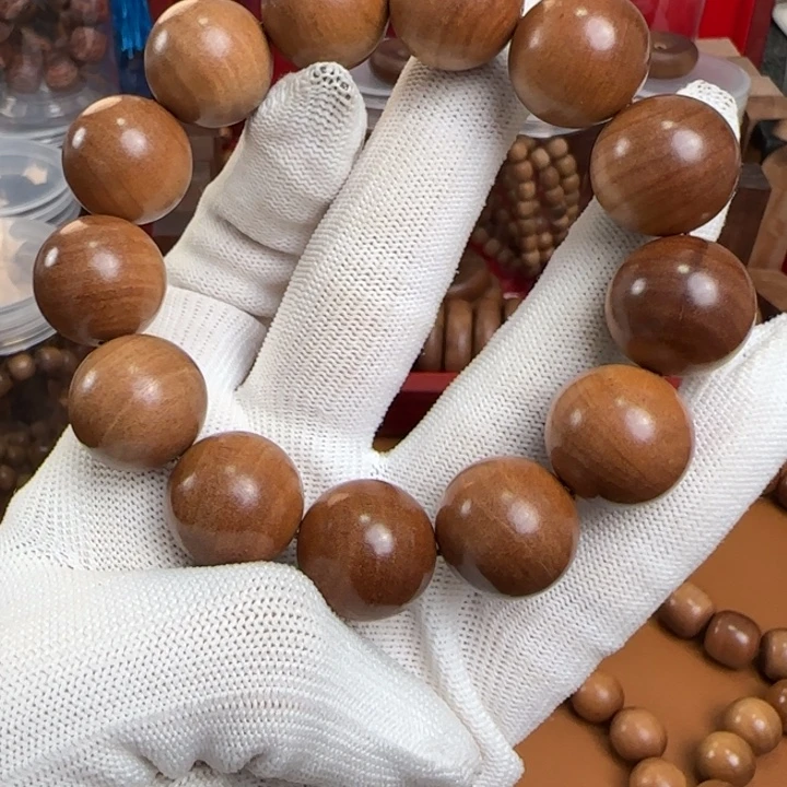 檀香木1.8圆珠 奶香 全品 沉水