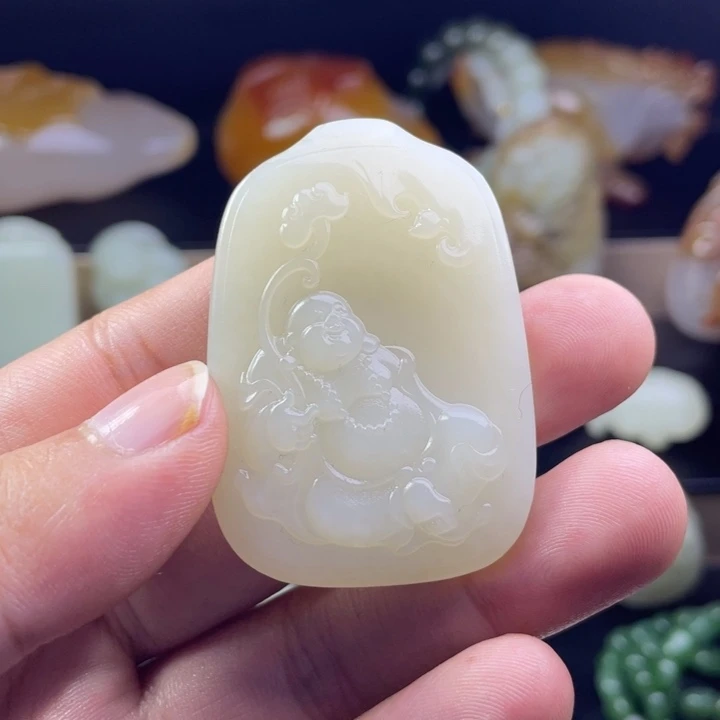 和田玉（糖玉）未镶嵌挂件