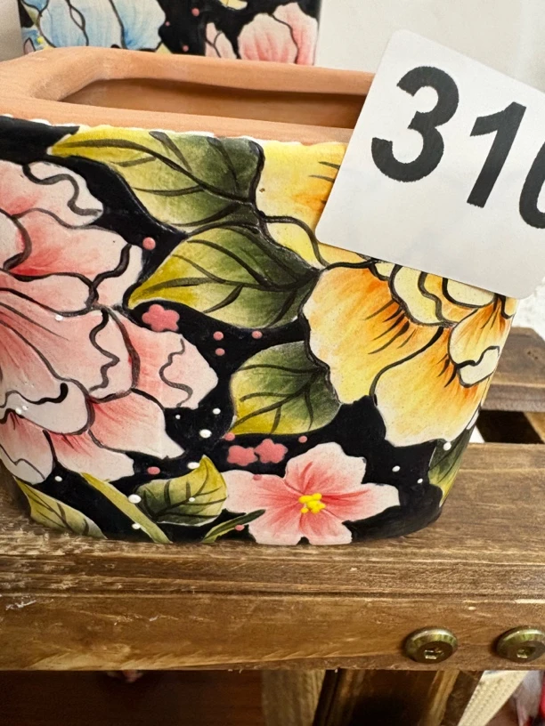 红陶泥精致手绘花盆