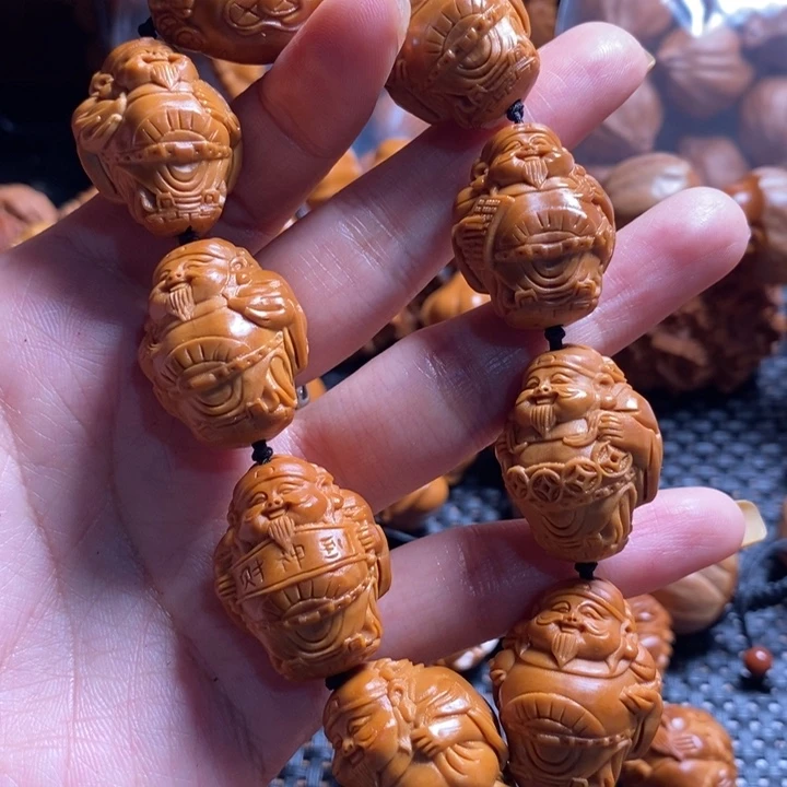 橄榄核吊坠2****6八大财神