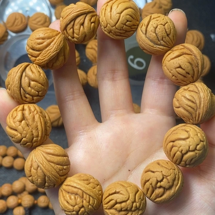 桃核吊坠秦岭山野生桃核