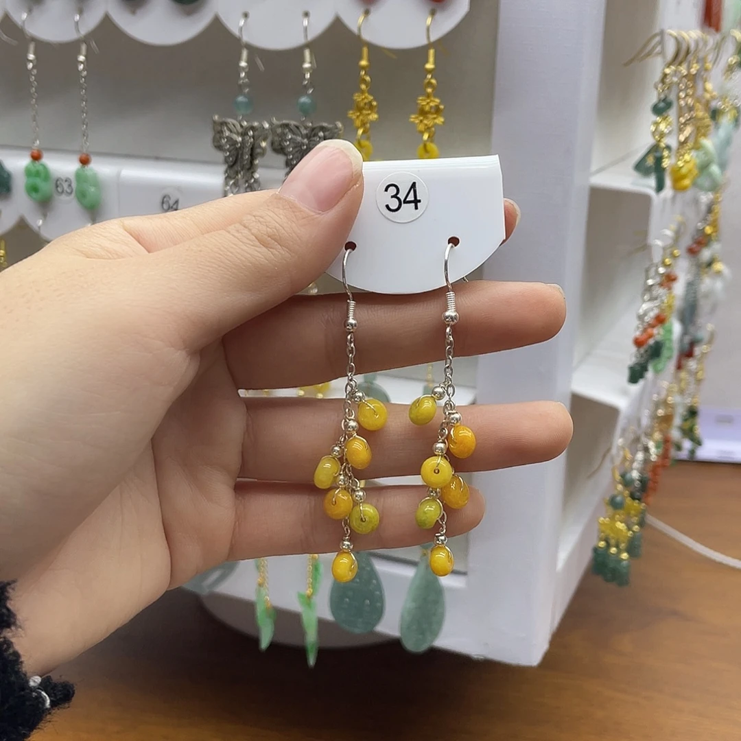 翡翠未镶嵌耳饰一物一图，以实物为准