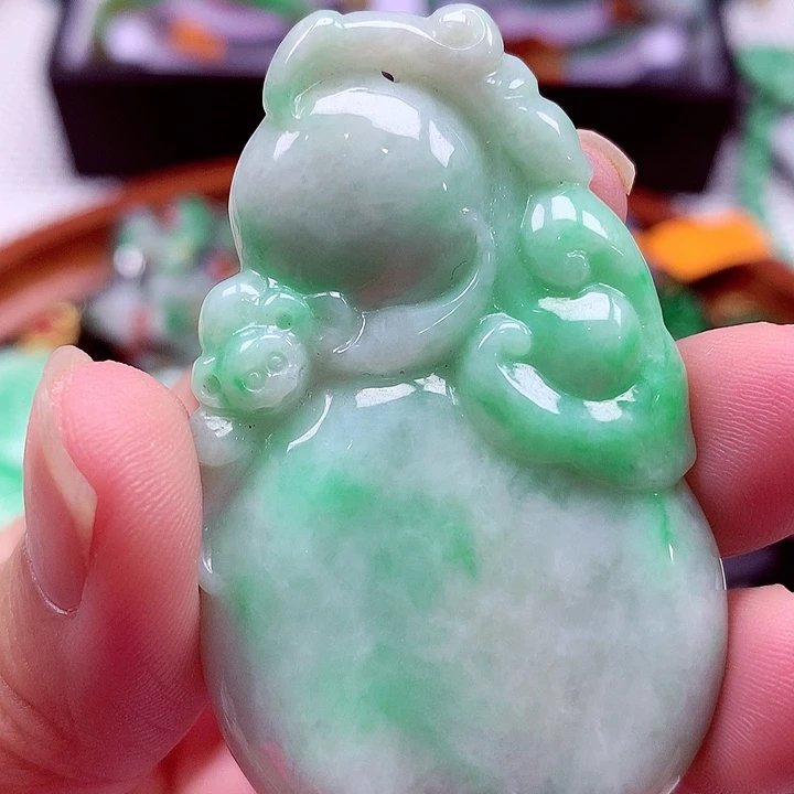 颈饰未镶嵌翡翠翡翠
