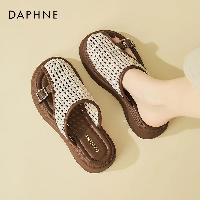 达芙妮时尚轻奢休闲凉鞋女2025夏新款厚底半拖鞋透气百搭镂空拖鞋