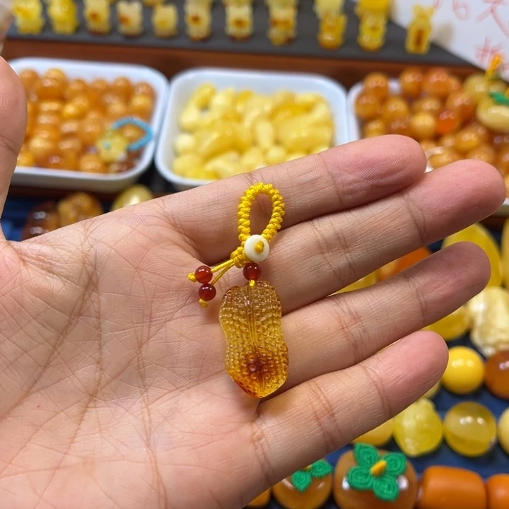 琥珀未镶嵌裸石好事发生