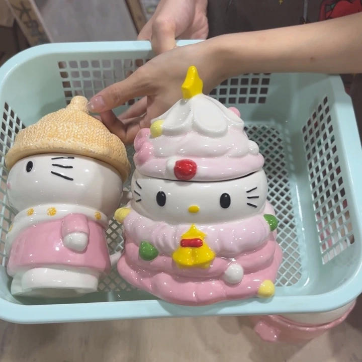 紫砂在干嘛呀亲爱呢