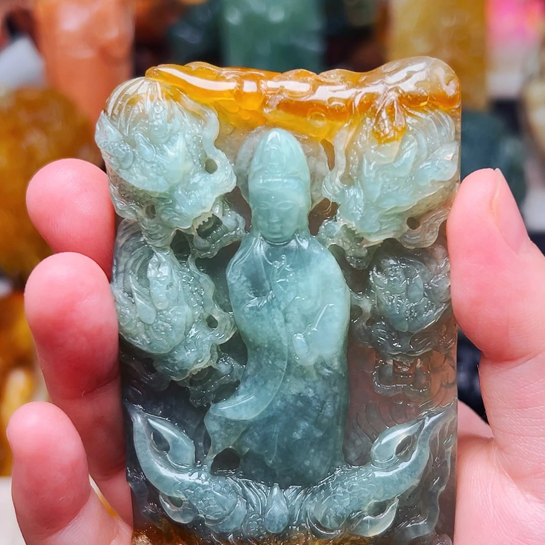 热***活蛇纹石玉未镶嵌颈饰