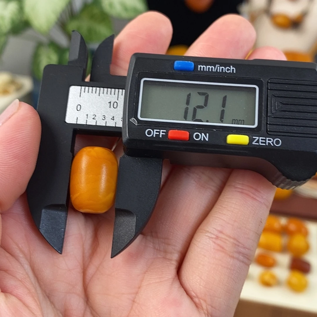 琥珀未镶嵌裸石蜜蜡