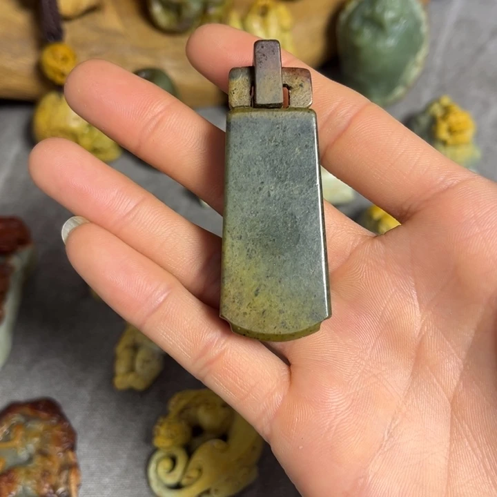 岫岩河磨玉（透闪石质玉）未镶嵌挂件