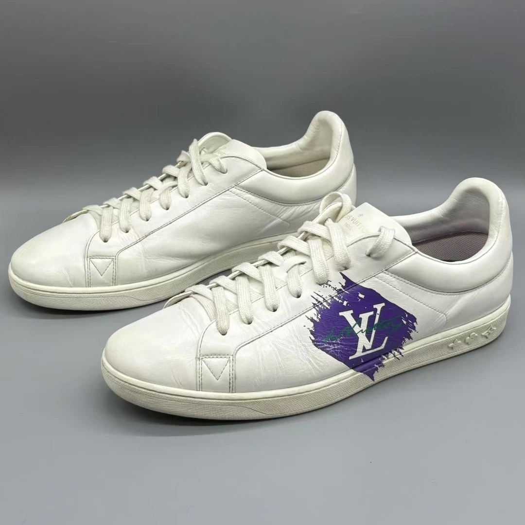 95新 GUCCI/古驰 白色侧边经典紫色logo休闲板鞋43欧码 jx109