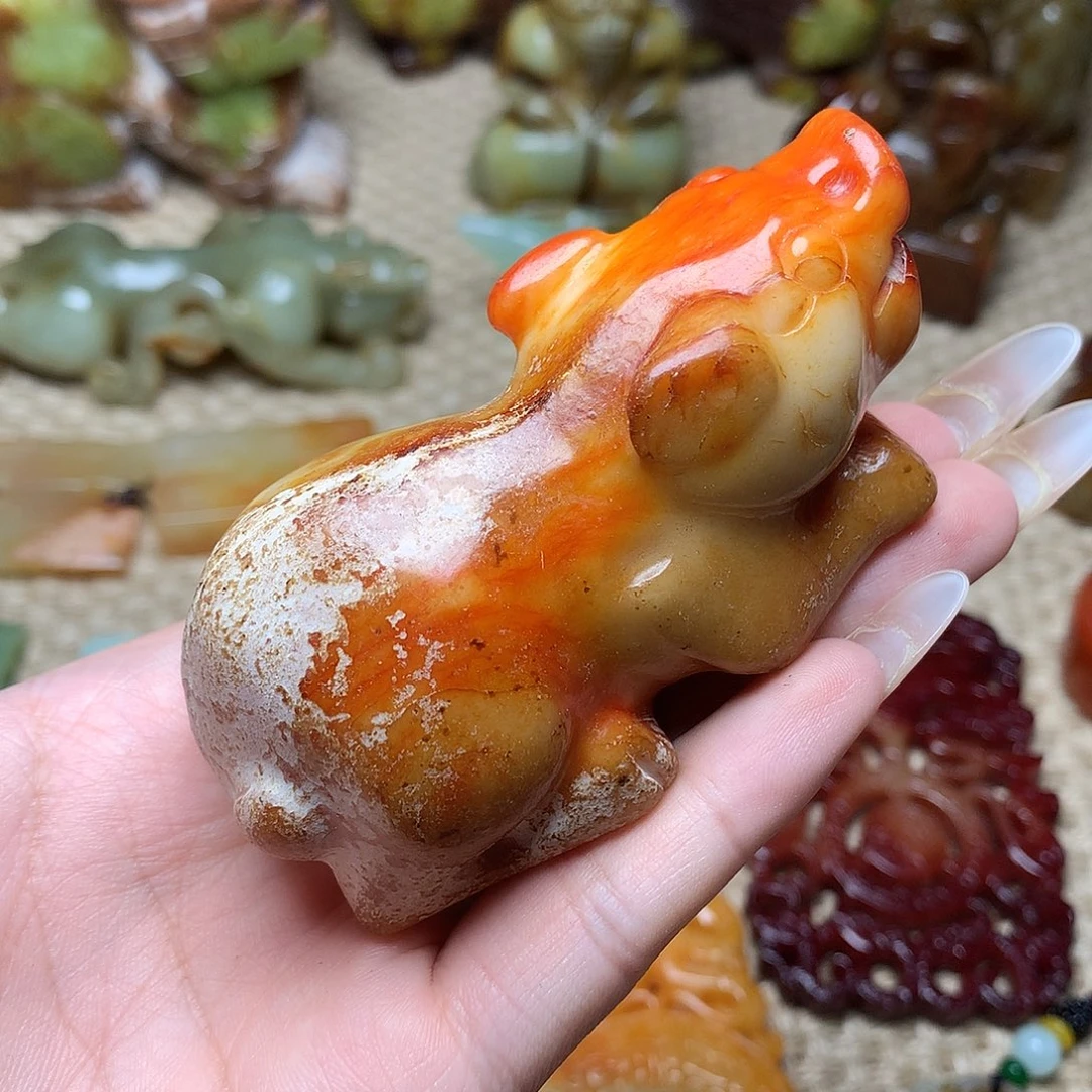 未镶嵌蛇纹石玉颈饰