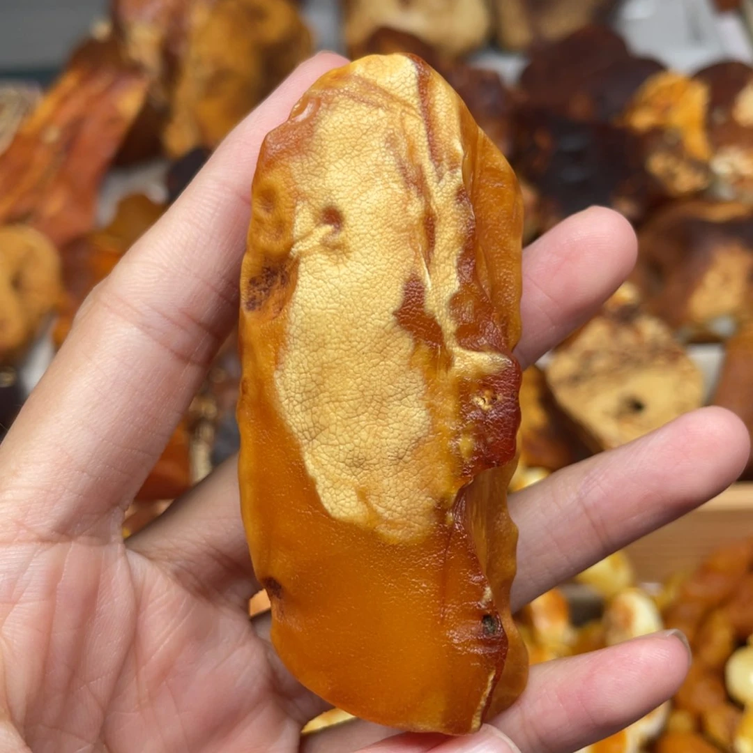 蜜蜡珠宝奇石未镶嵌