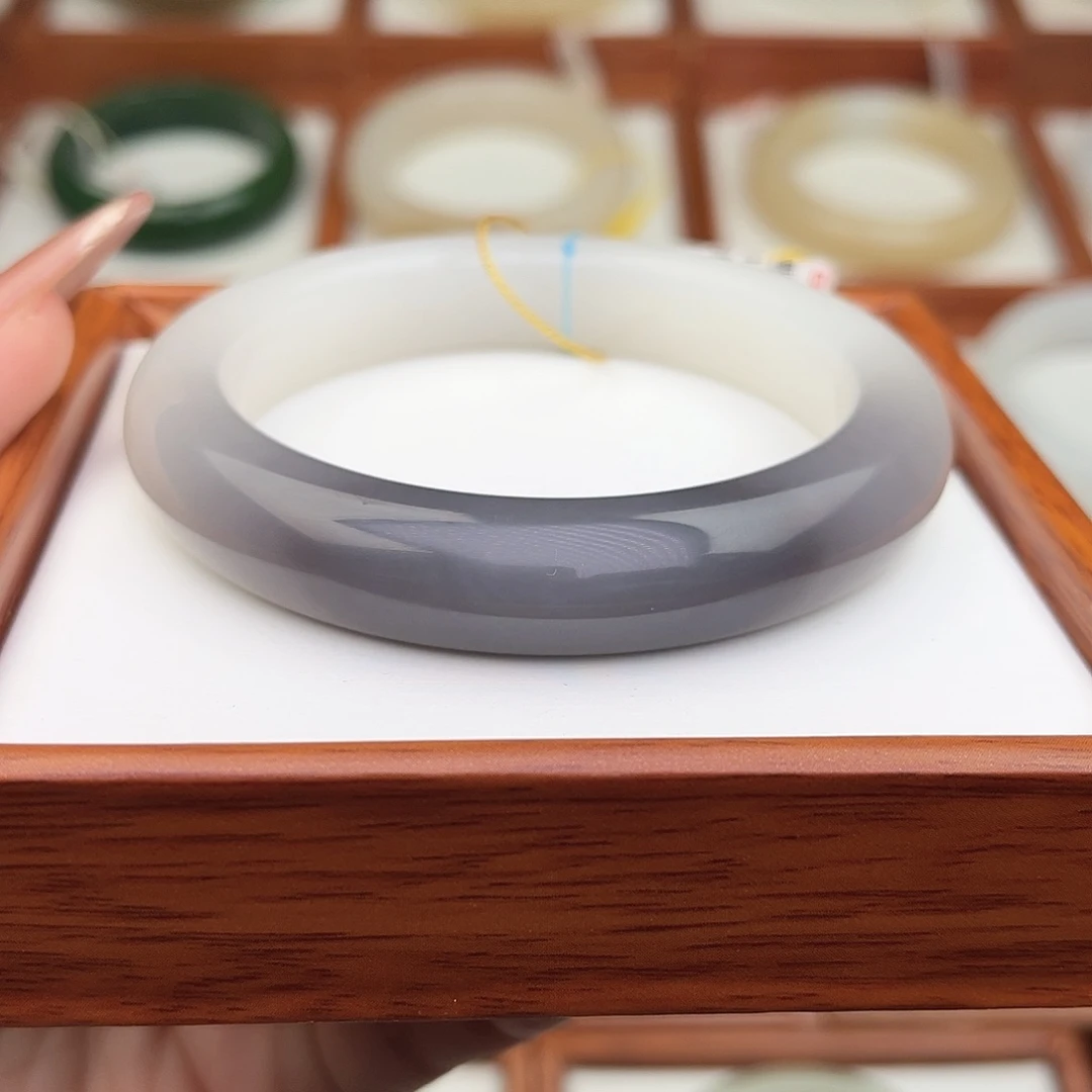 和田玉未镶嵌手镯57.8