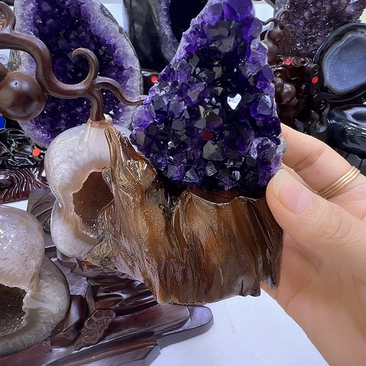 未镶嵌水晶珠宝半成品