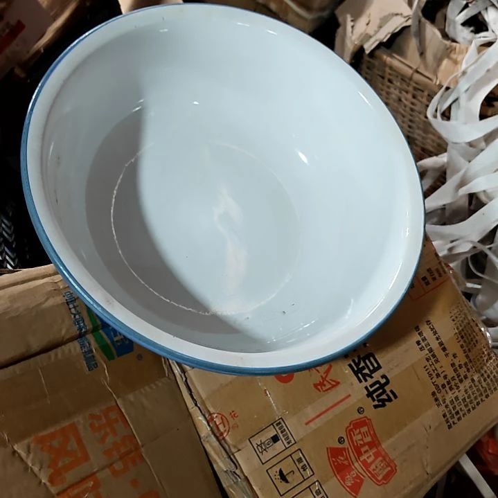 陶瓷盘子碗啥都有盘子碗茶壶啥都有