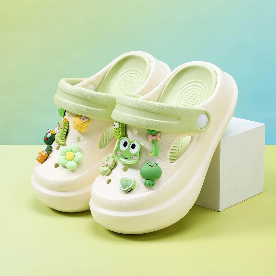 2055款儿童洞洞鞋小青蛙防滑透气休闲夏季外出轻便舒适软底男女童
