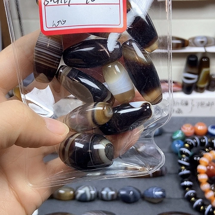 s***i玛瑙/玉髓未镶嵌颈饰