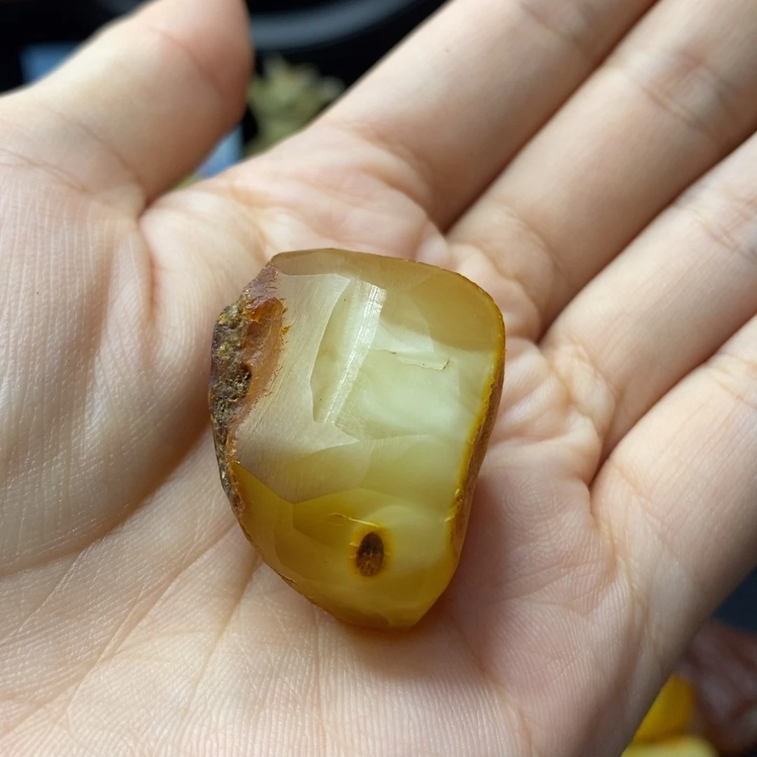 未镶嵌定制琥珀?****务星