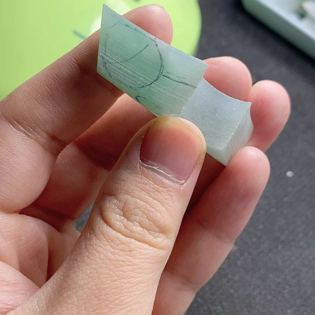 【闪购商品】翡翠颈饰未镶嵌定制