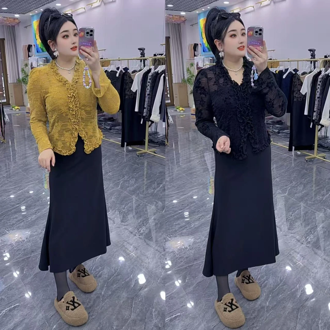 2025秋季新款【千金名媛】法式喇叭袖蕾丝木耳边别致上衣70626