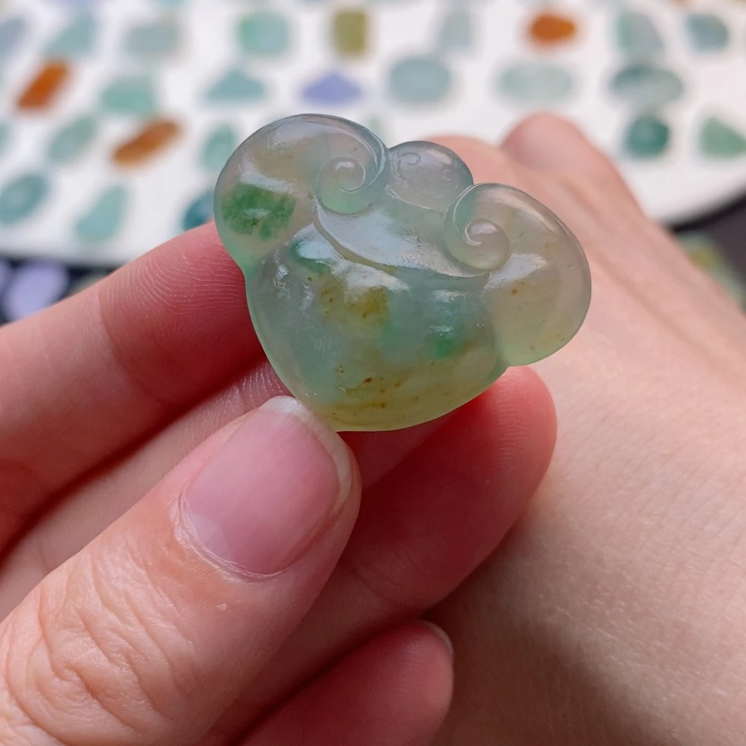 定制翡翠未镶嵌如意