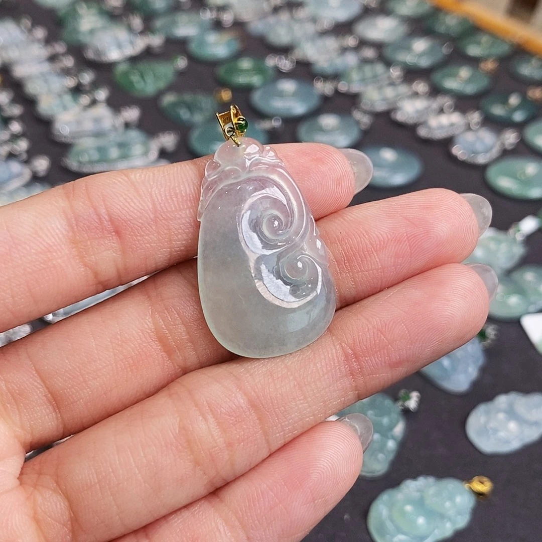 翡翠18K金镶嵌吊坠(赠链)天然缅甸A货翡翠如意