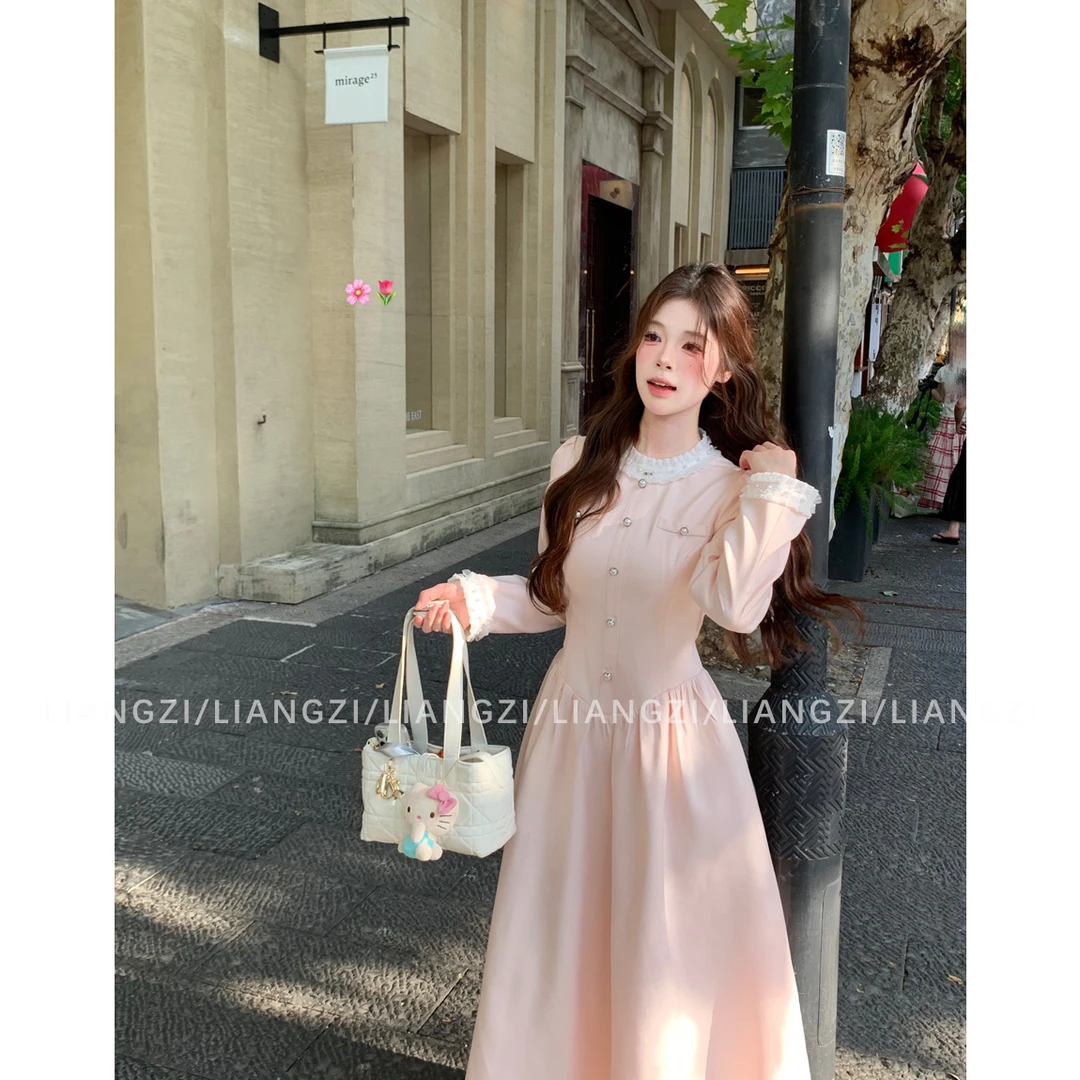 梁子【冰岛樱花】早秋少女风圆领拼接蕾丝花边长裙时尚收腰连衣裙