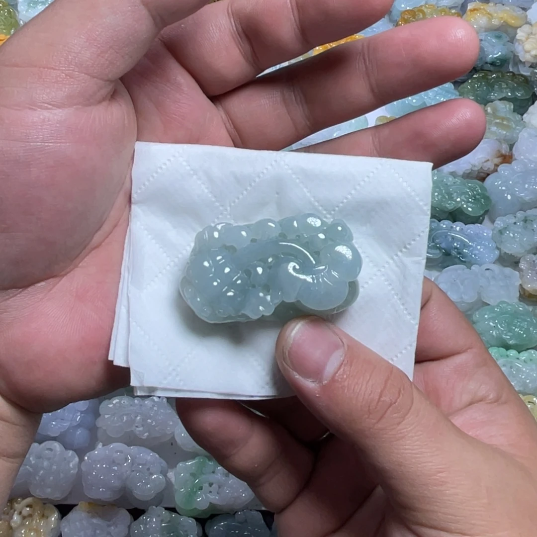 翡翠未镶嵌颈饰天然