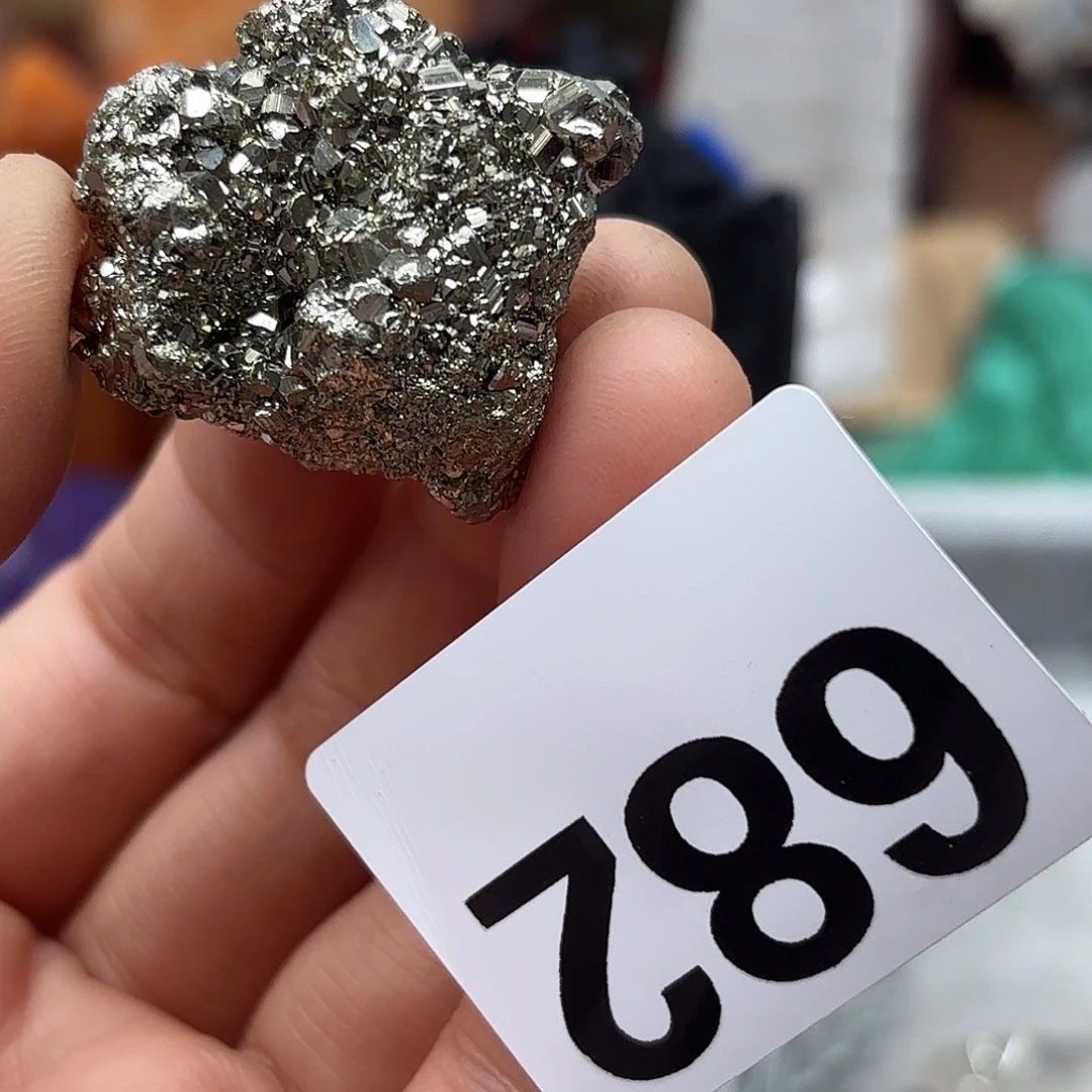 未镶嵌水晶大型摆件（非配饰）