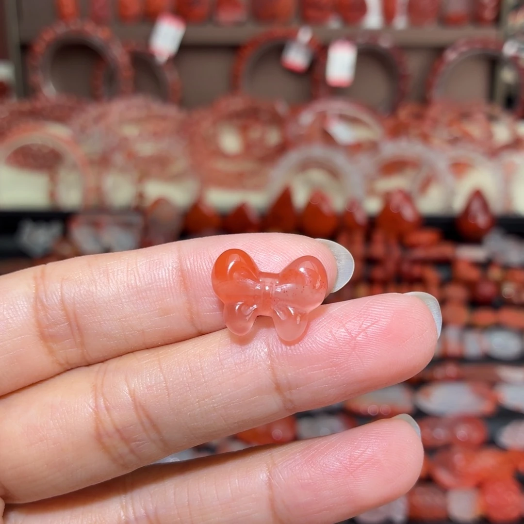 南红玛瑙未镶嵌颈饰蝴蝶结（横孔