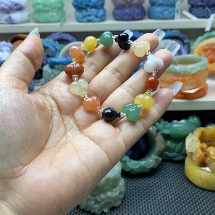 未镶嵌手镯石英岩玉