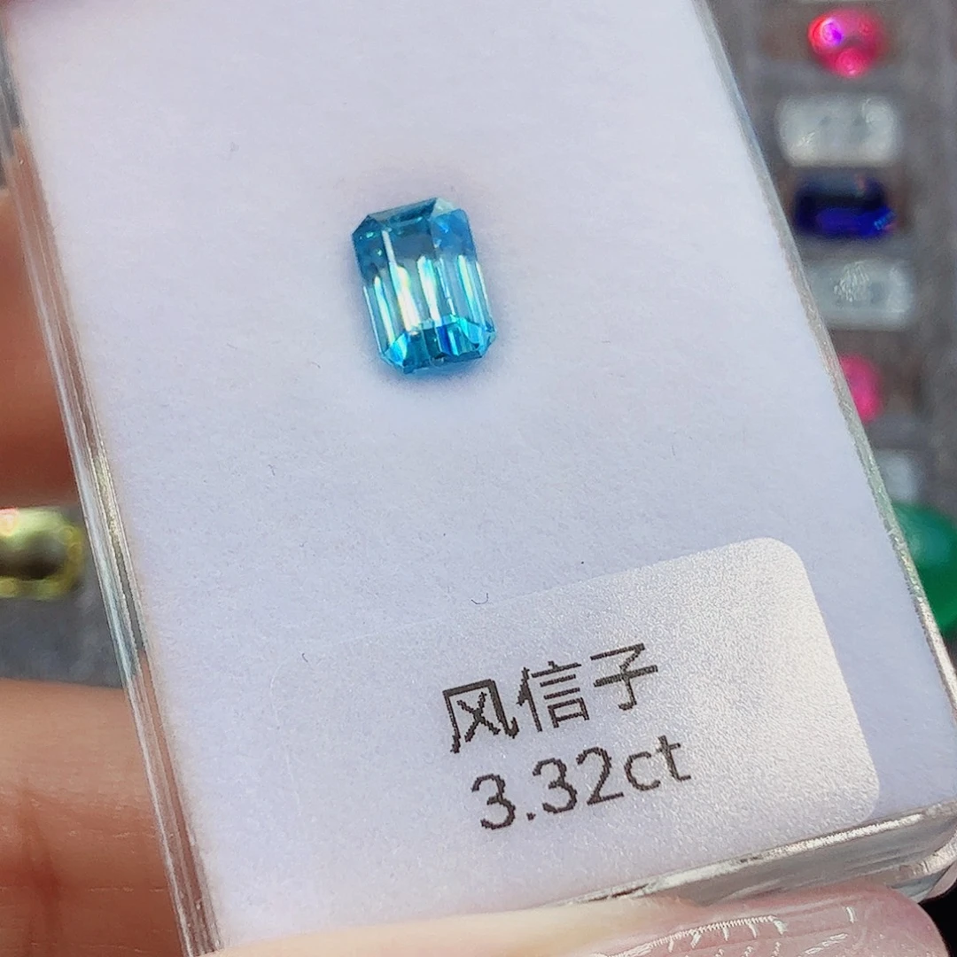 未镶嵌天然锆石裸石风信子3.32克拉