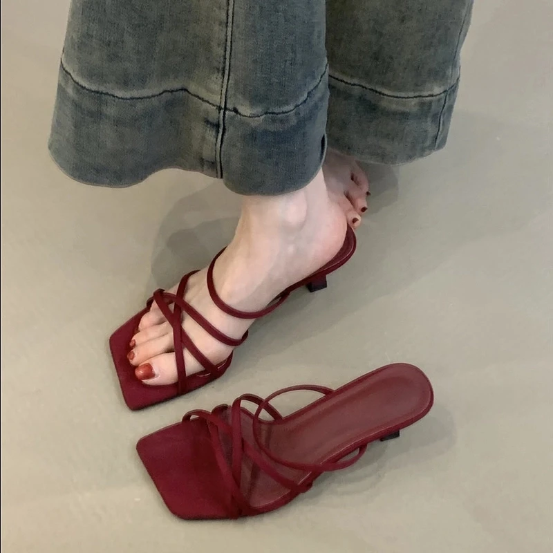 KML-5663-6法式高跟凉鞋2025夏季红色细带罗马露趾细跟凉拖鞋