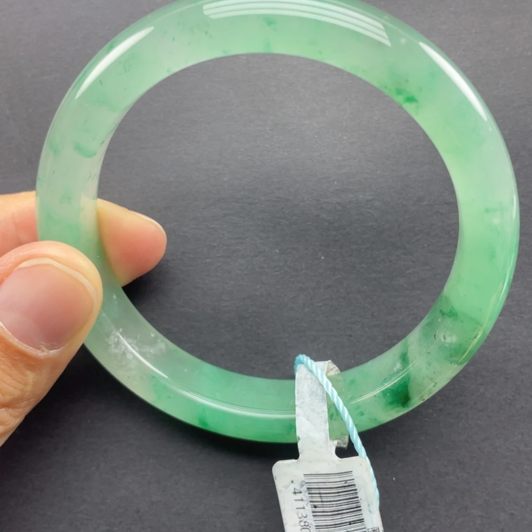 迷***茫石英质玉未镶嵌手镯