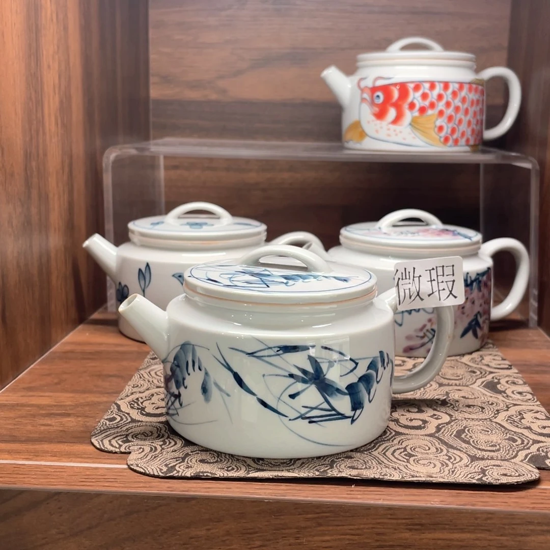 釉下手绘茶具微瑕