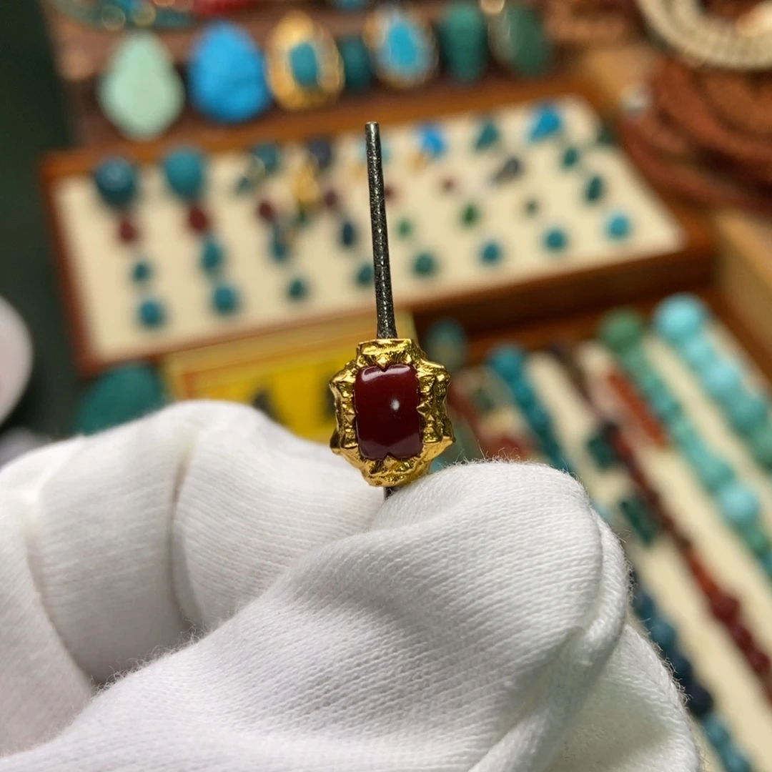 南红玛瑙足金镶嵌珠宝奇石不*鑫