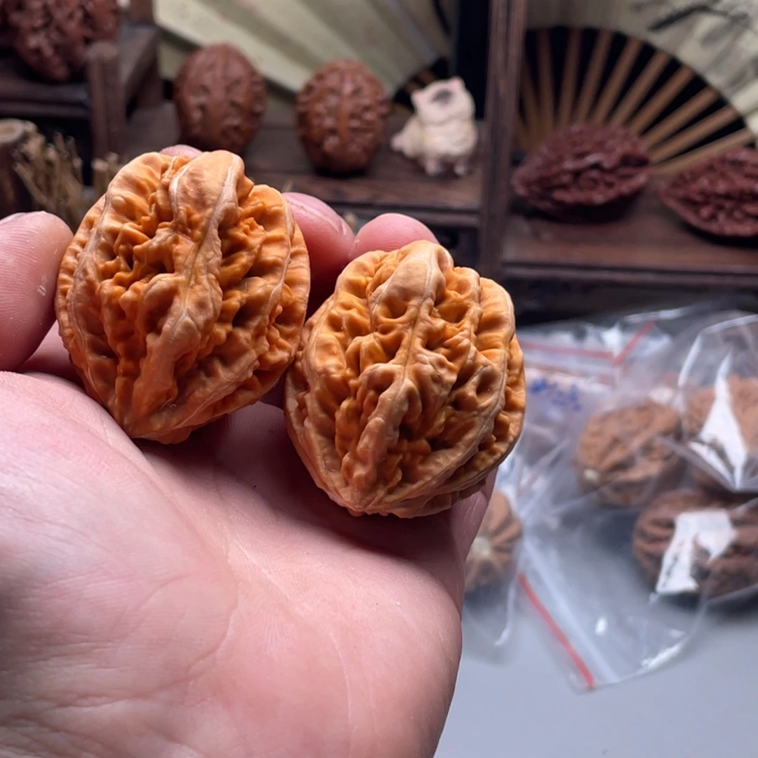 文玩核桃把件楸刀鱼109