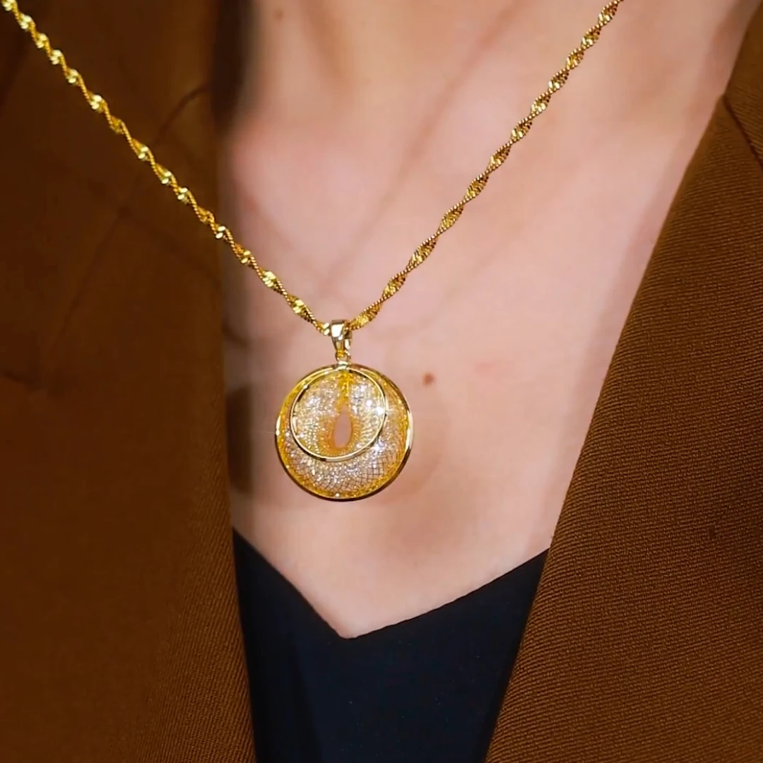铜合金吊坠 欧美风金色镂空圆形项链时尚平安扣锁骨链坠链素款