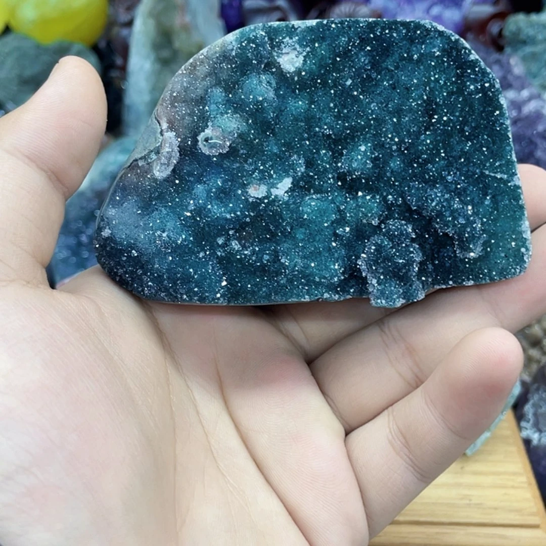 紫晶未镶嵌大型摆件（非配饰）