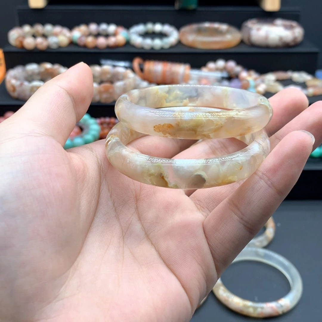 【闪购商品】手镯玛瑙/玉髓未镶嵌美*