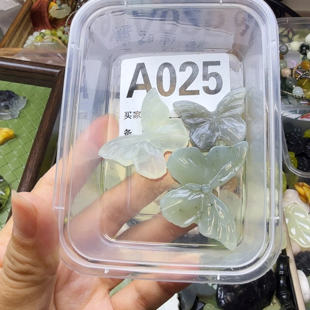 *****蛇纹石玉未镶嵌颈饰