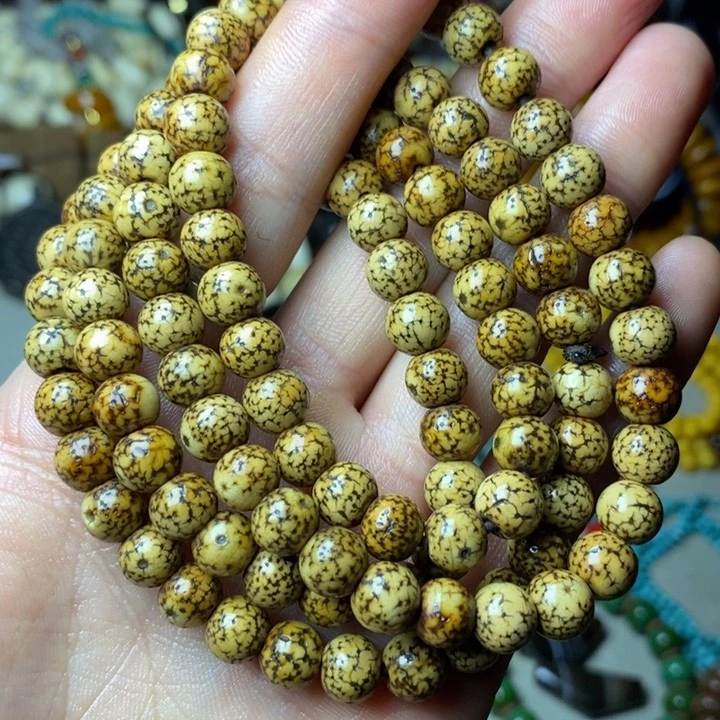 大叶紫檀（黑酸枝木类）