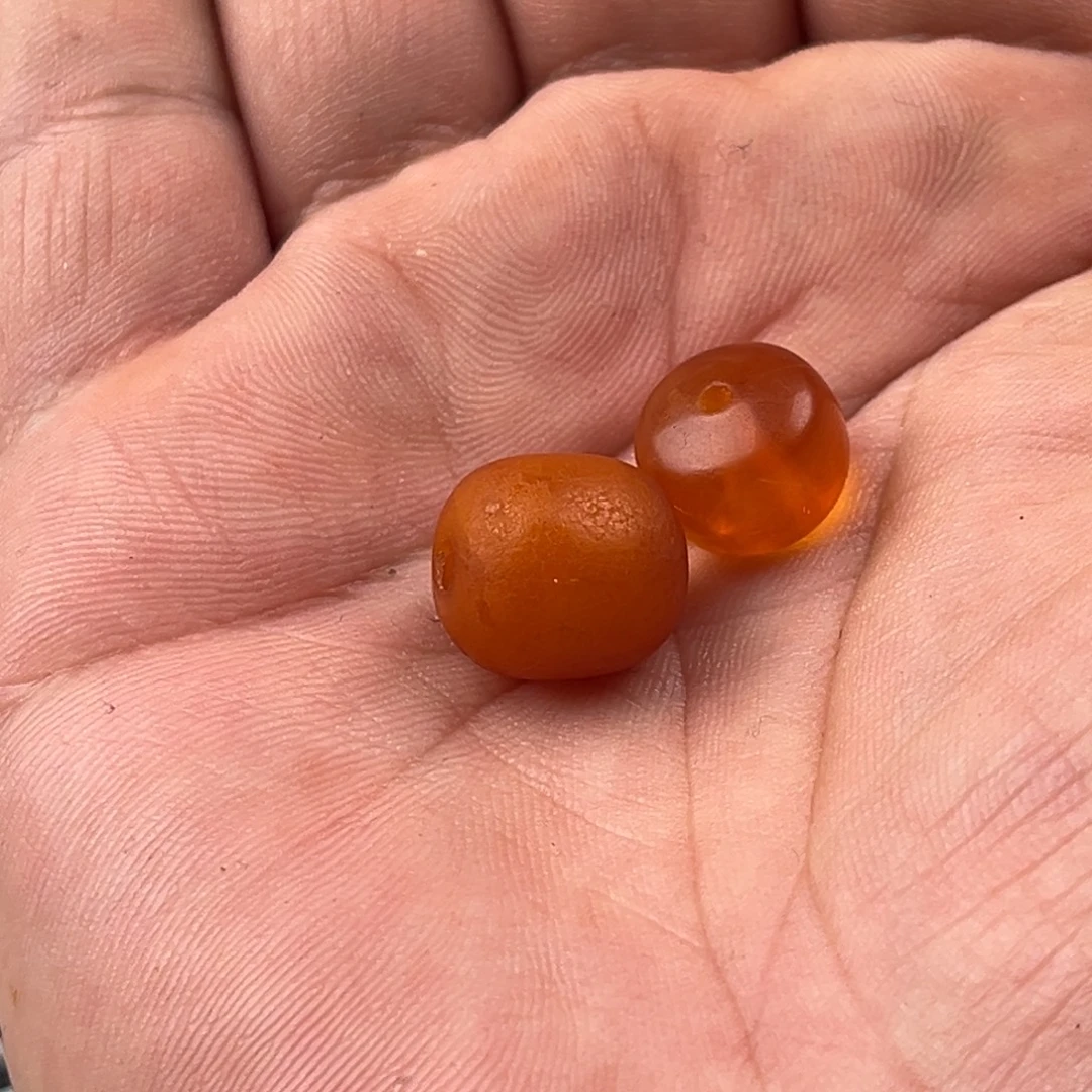 蒋****蜜蜡颈饰未镶嵌老蜜蜡