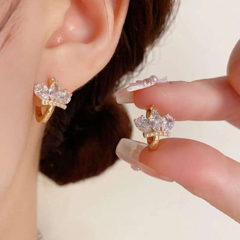 纯铜锆石耳饰 日韩精致时尚小巧微镶锆石皇冠耳扣个性轻奢百搭