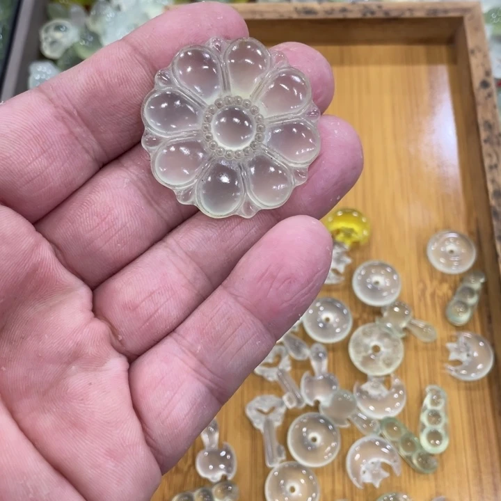 蛇纹石玉合金颈饰