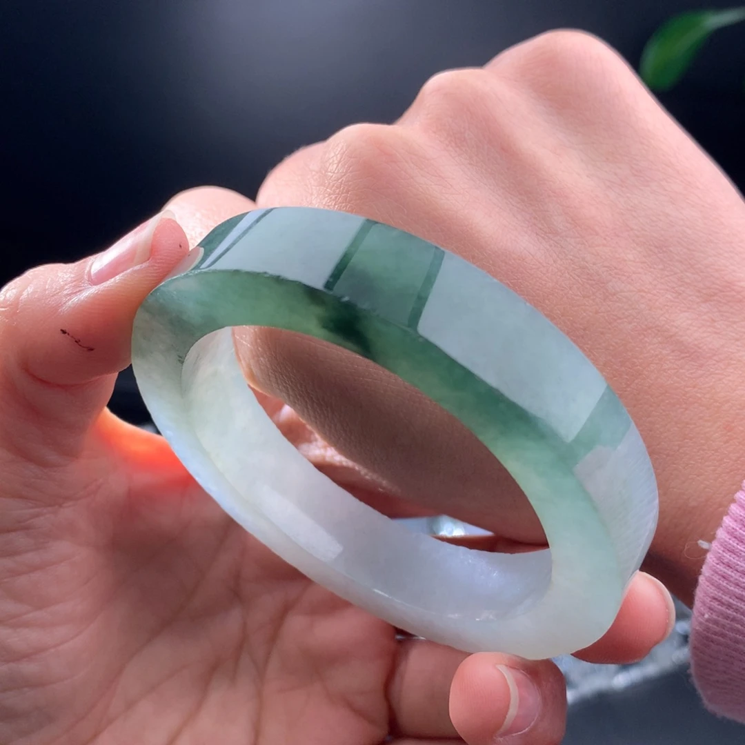 定制翡翠手镯未镶嵌
