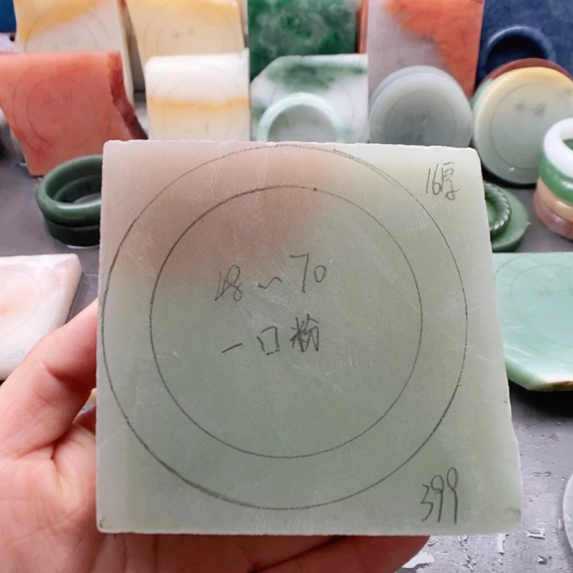 【闪购商品】定制石英质玉定制